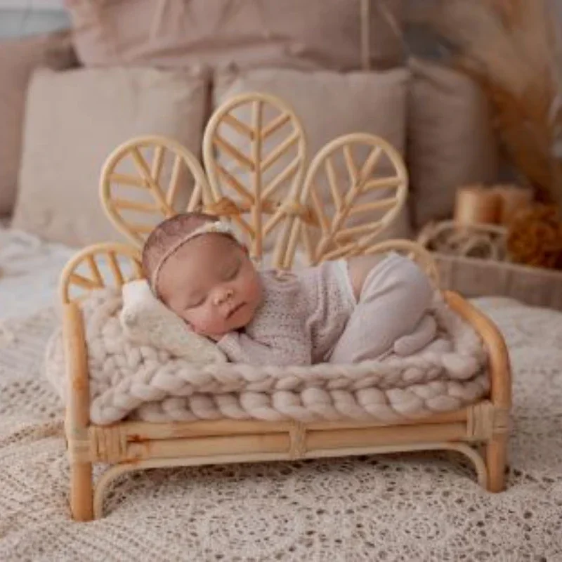 Vietnam-Sourced Rattan Bench - - Photography Vietnam recension och pris